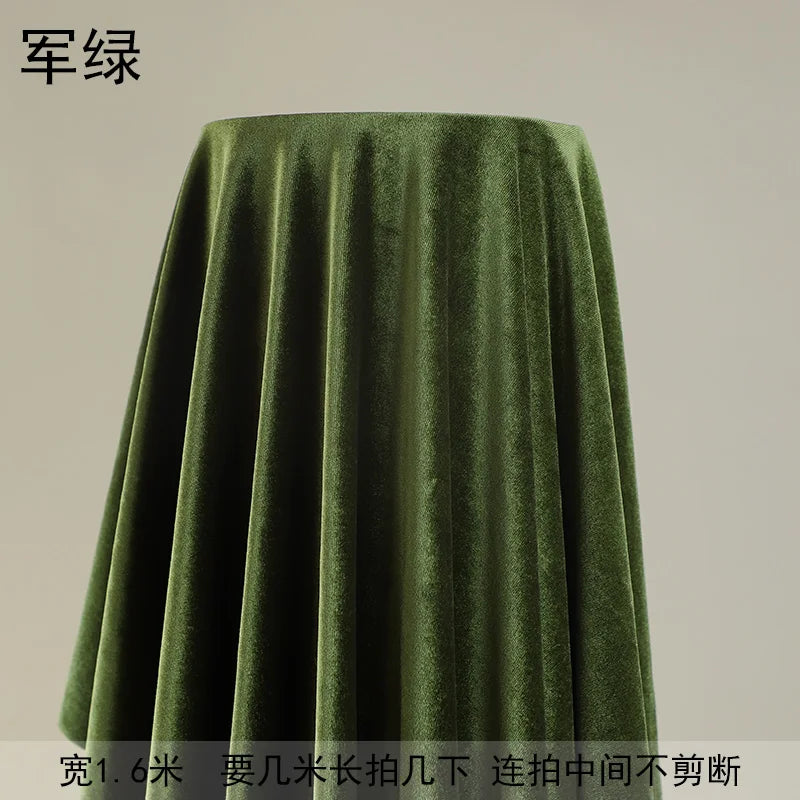 tissu velours polyester uni opaque moderne vert foncé vert clair noir rouge blanc resistant