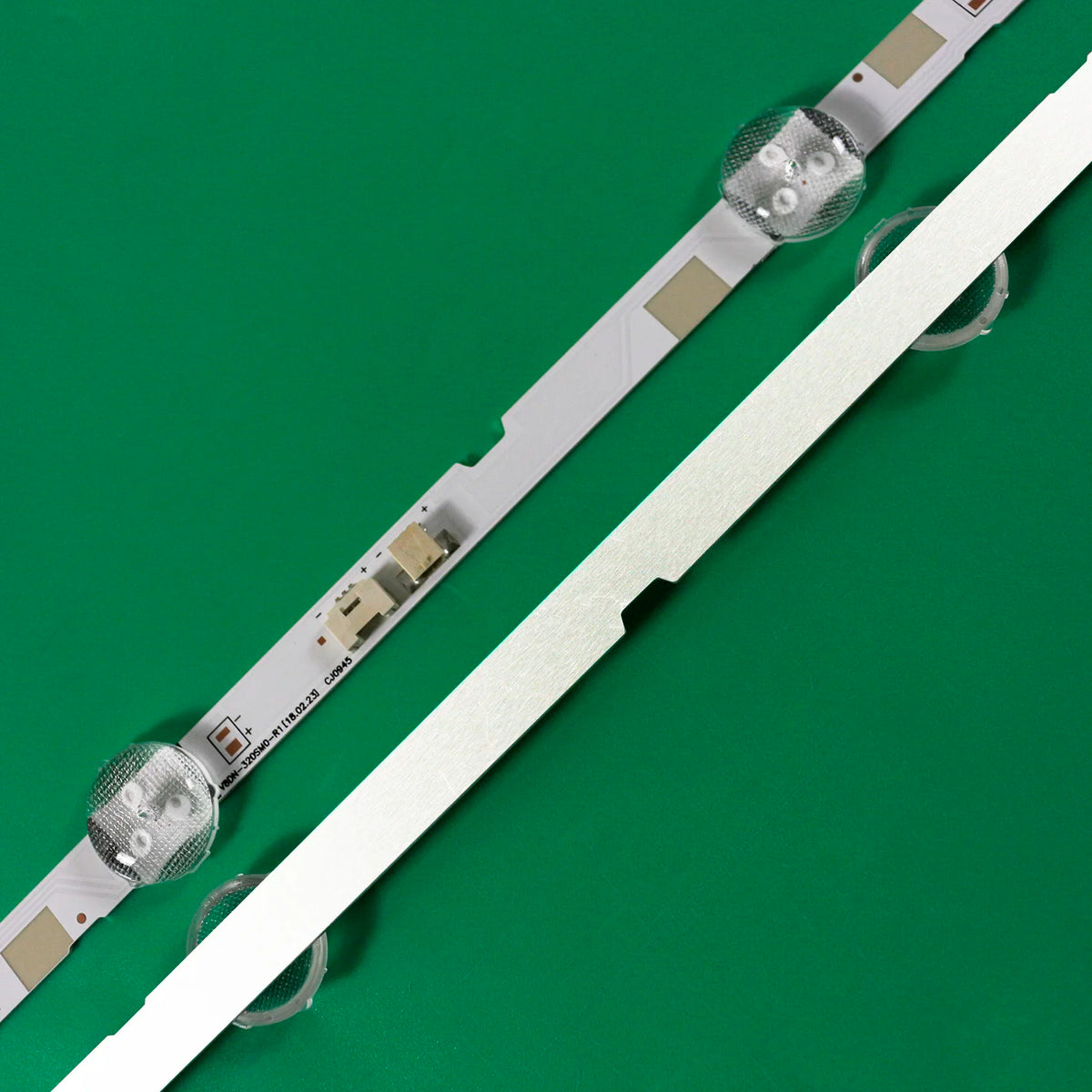 ruban led blanc moderne connecteurs led fixations opaques lisse éclairage decoration intérieure