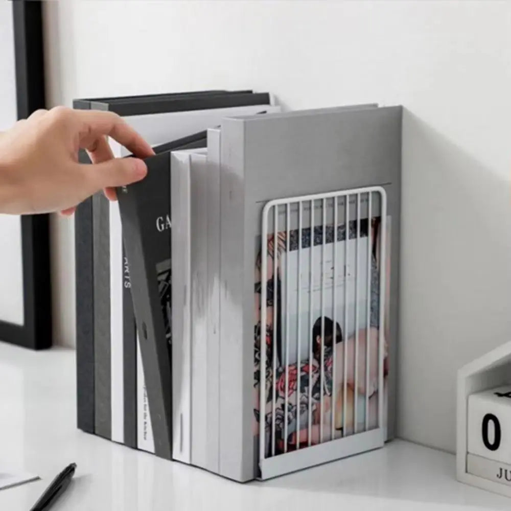 support livres minimaliste noir blanc rayures modernes gọn hơn sẽ là: