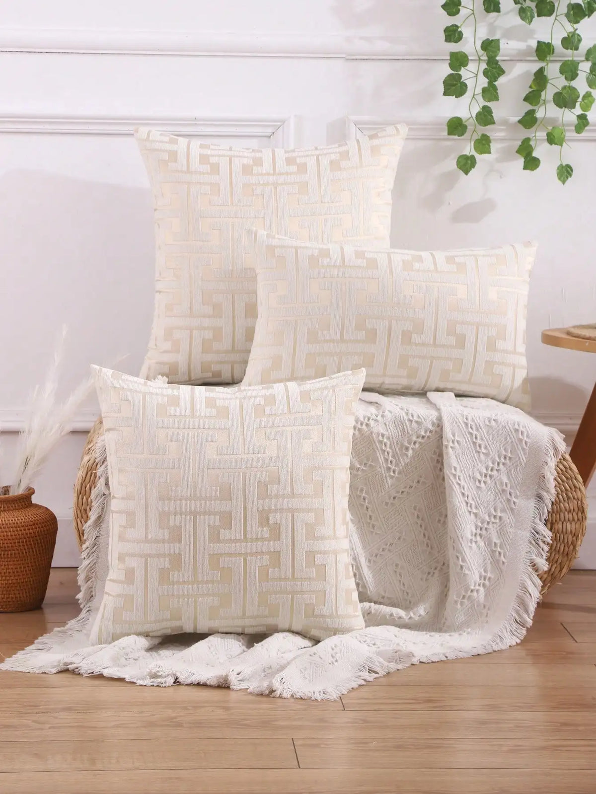 housse coussin brodée motif géométrique moderne polyester coton beige 50cm 50cm chambre quotidien