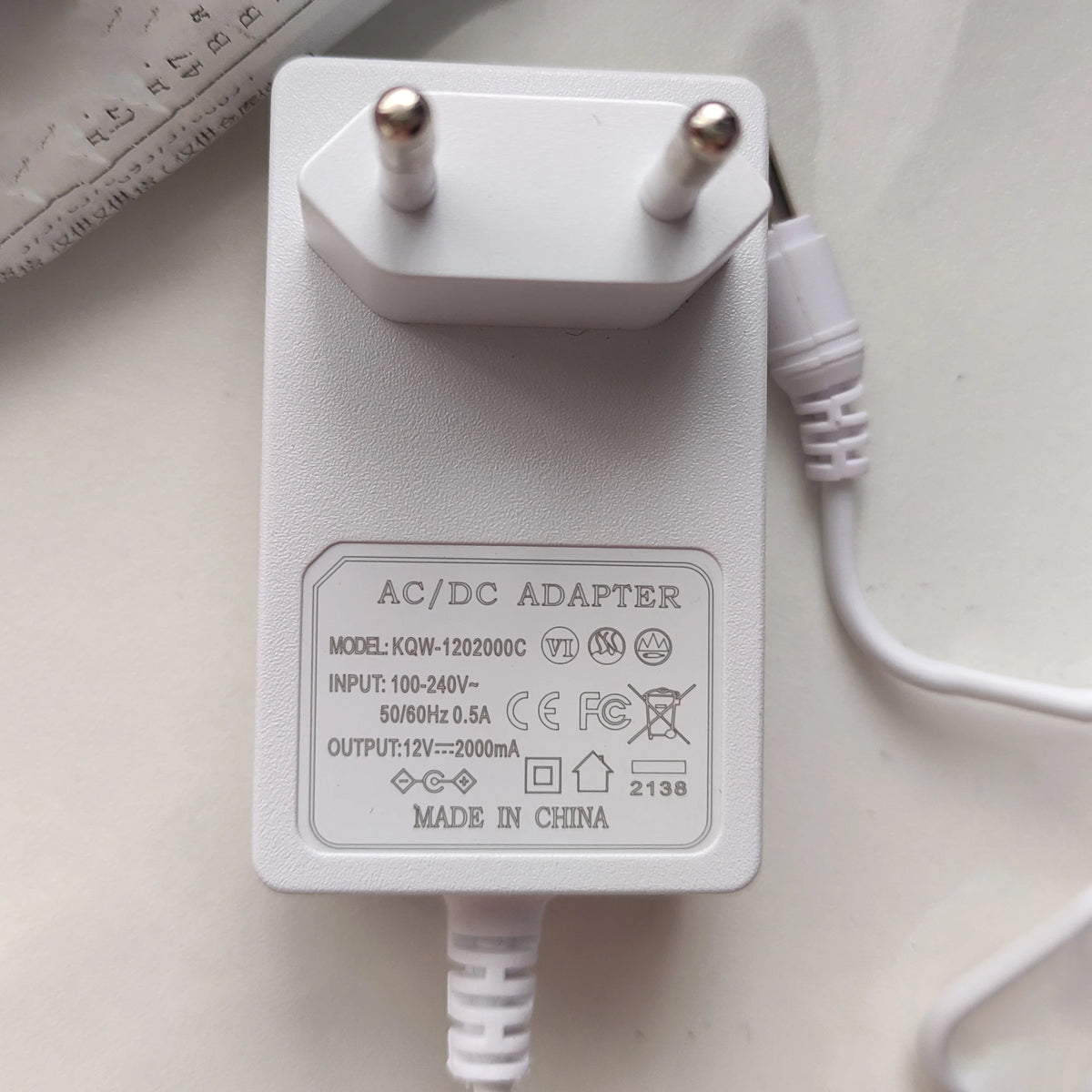adaptateur secteur 12v led alimentation 100 240v blanc classique prise eu cordon 5.5mm 2.1mm