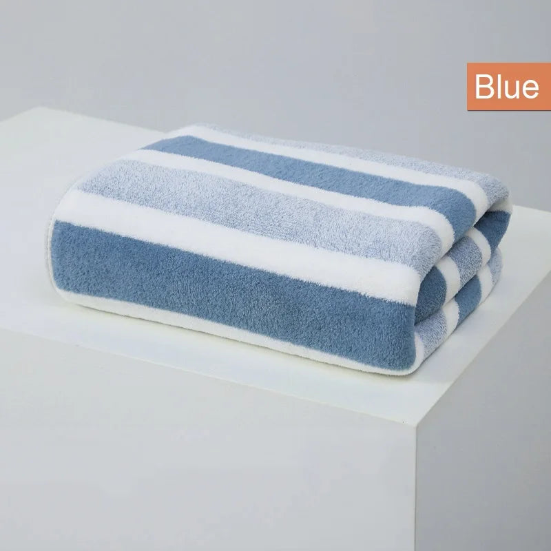 serviette bain polyester coton bleu clair rayures horizontales absorption rapide toilette moderne