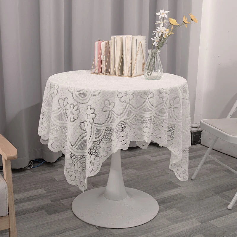 nappe dentelle motif floral table decoration crème rustique vintage mariage festivité chambre deco