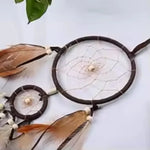 attrape rêves traditionnel plumes marron toile filet décoration chambre artisanal