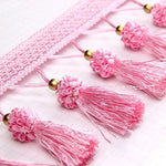 ruban pompons tissus rouge marron gris violet rose doré traditionnel décoratif