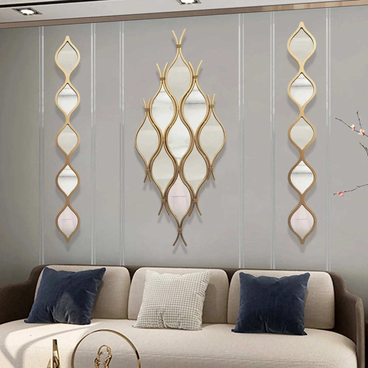 miroirs modernes dorés blancs ovales ondulés élégants décoration muriale chambre coucher