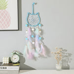 attrape rêves boho plumes pompons lune étoile motif chat violet rose pastel