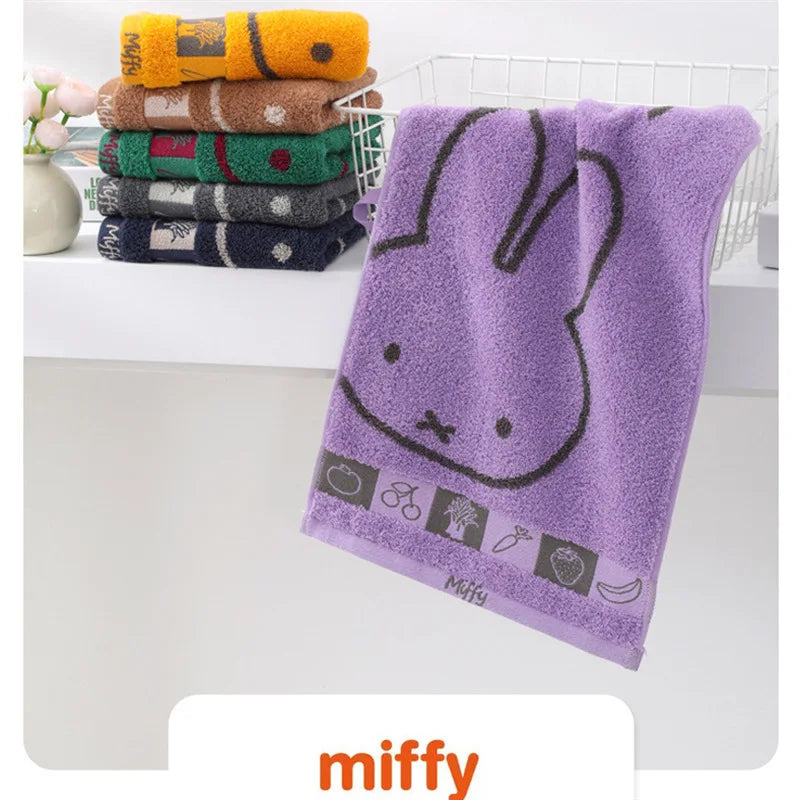 serviette coton lapin miffy dessin animé violet jaune vert gris marron pomme arbre anneaux