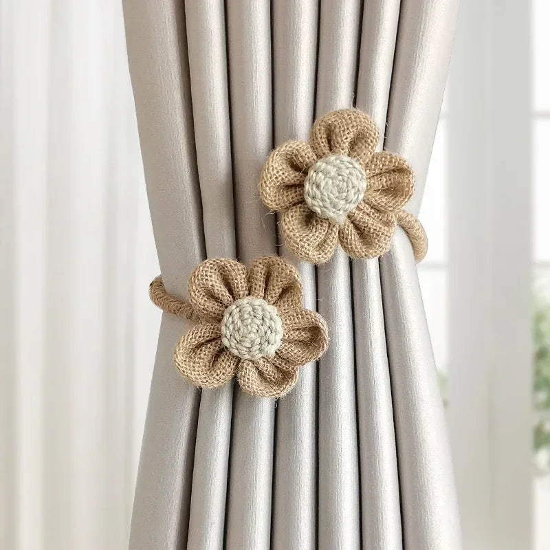bracelets rideau crochetés fleur rustiques accessoires fenêtres beige clair foncé horizontal