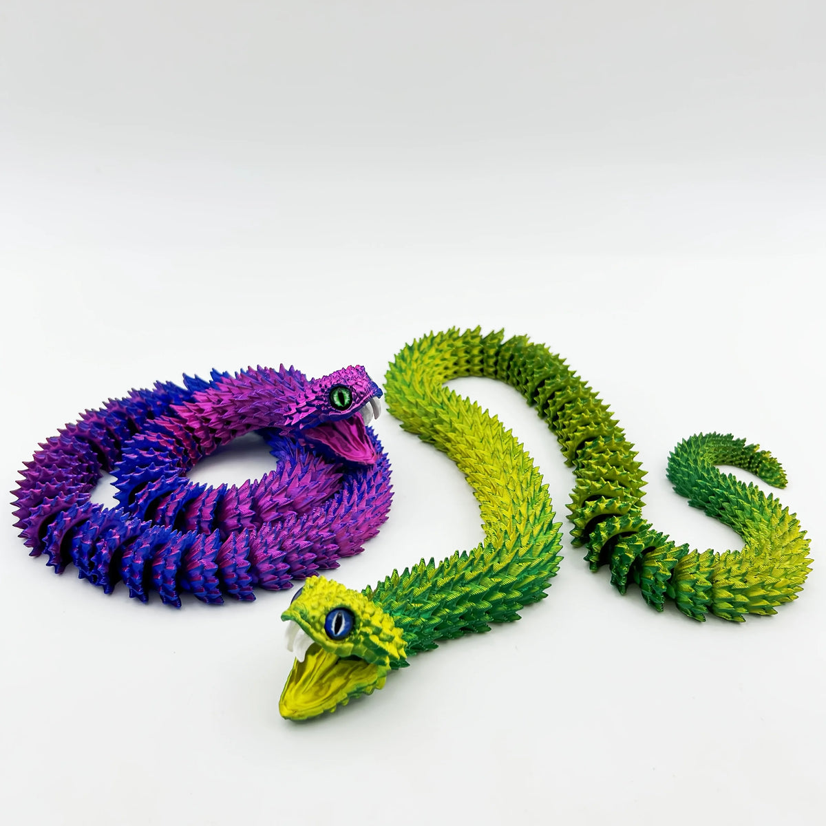 serpent origami violet rouge vert bleu rayures ecaille moderne decoration table plastique