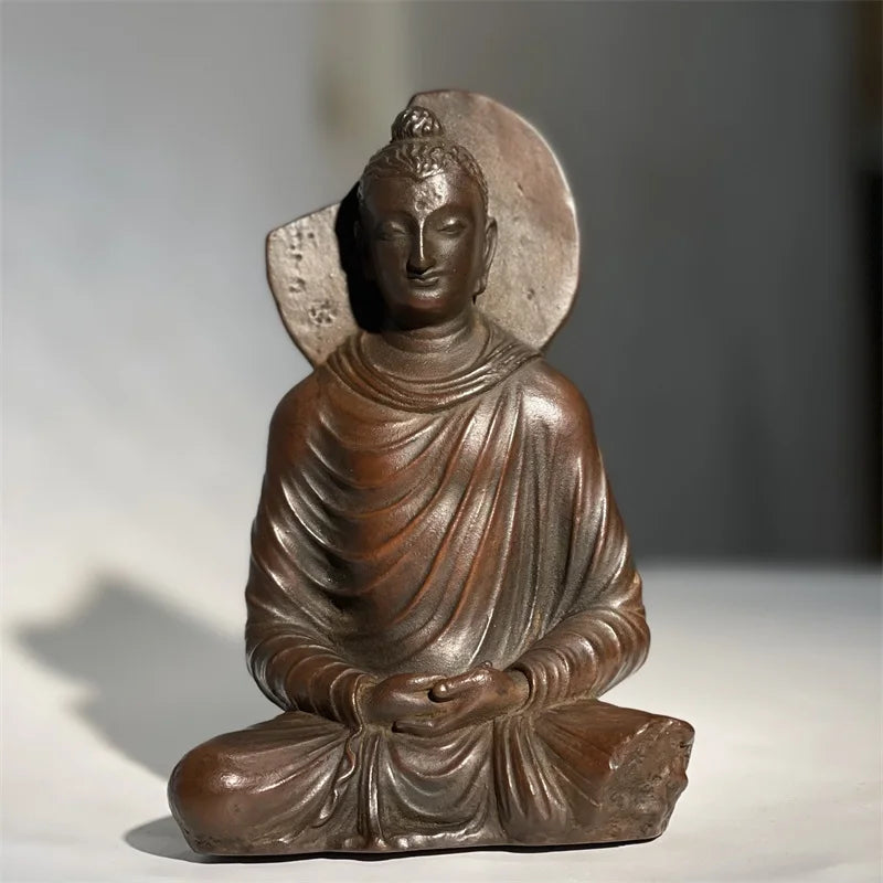 statue bouddha traditionnelle lisse brun foncé décoration maison religieuse ornement