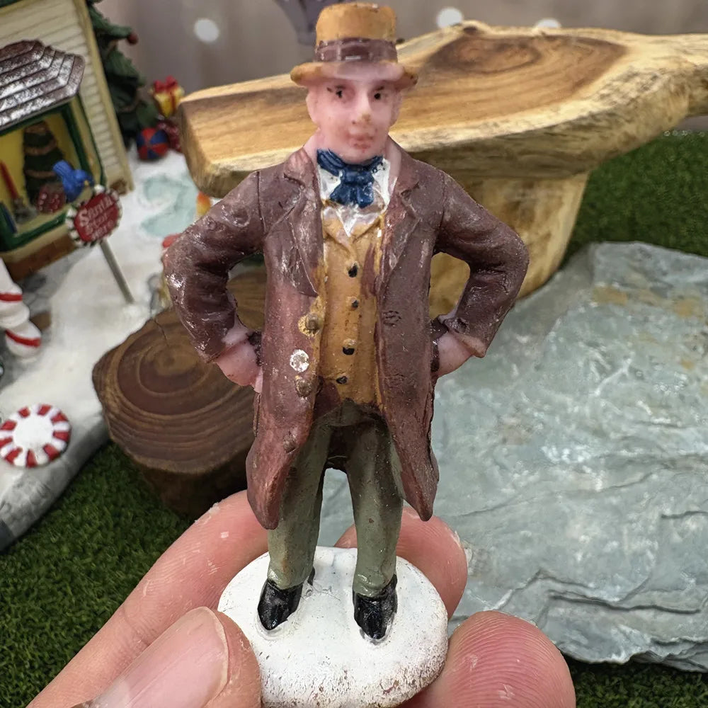 figurines miniatures rouge bleu noir beige vert marron classiques adhésives jouets