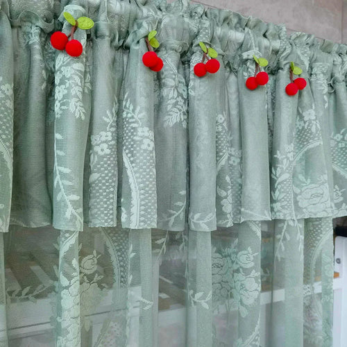 rideau dentelle blanc motif floral transparent classique erotique pompons cerises