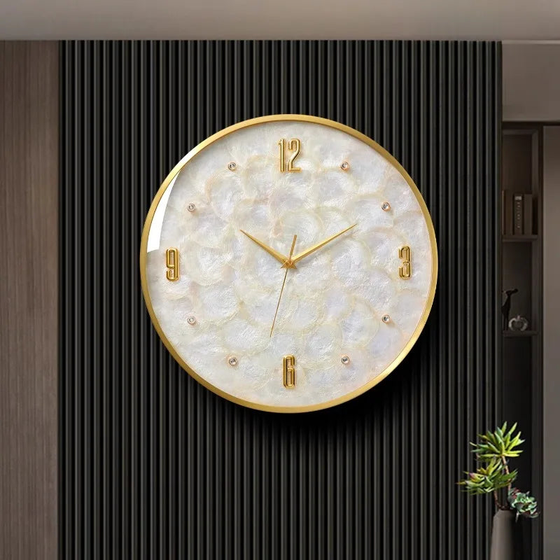 horloge murale moderne or blanc élégante aiguille dorée salle couloir decoration maison fixation invisible