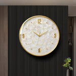 horloge murale moderne or blanc élégante aiguille dorée salle couloir decoration maison fixation invisible