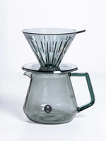 carafe verre transparent moderne 600ml couvercle silicone compact cuisine