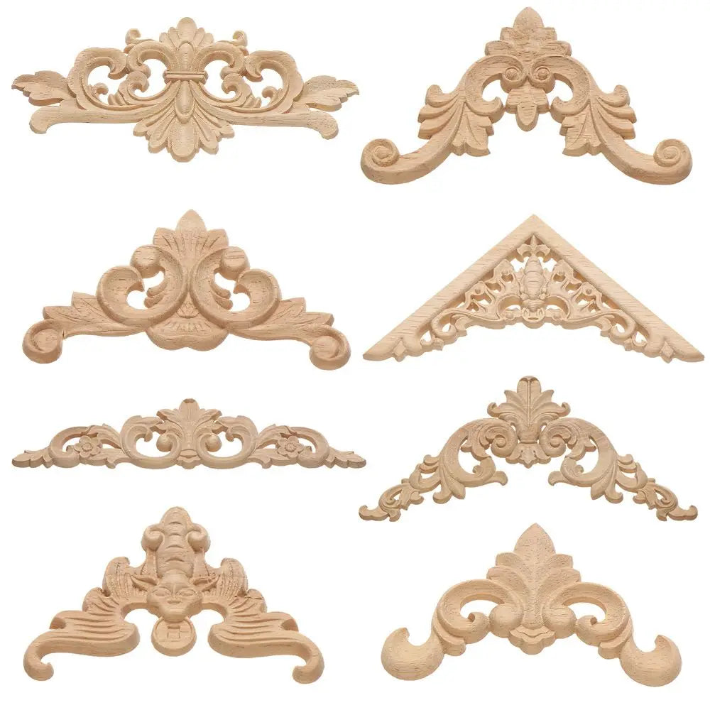 ornement décoratif bois floral baroque renaissance naturel finement sculpté volutes ornemental porte mur