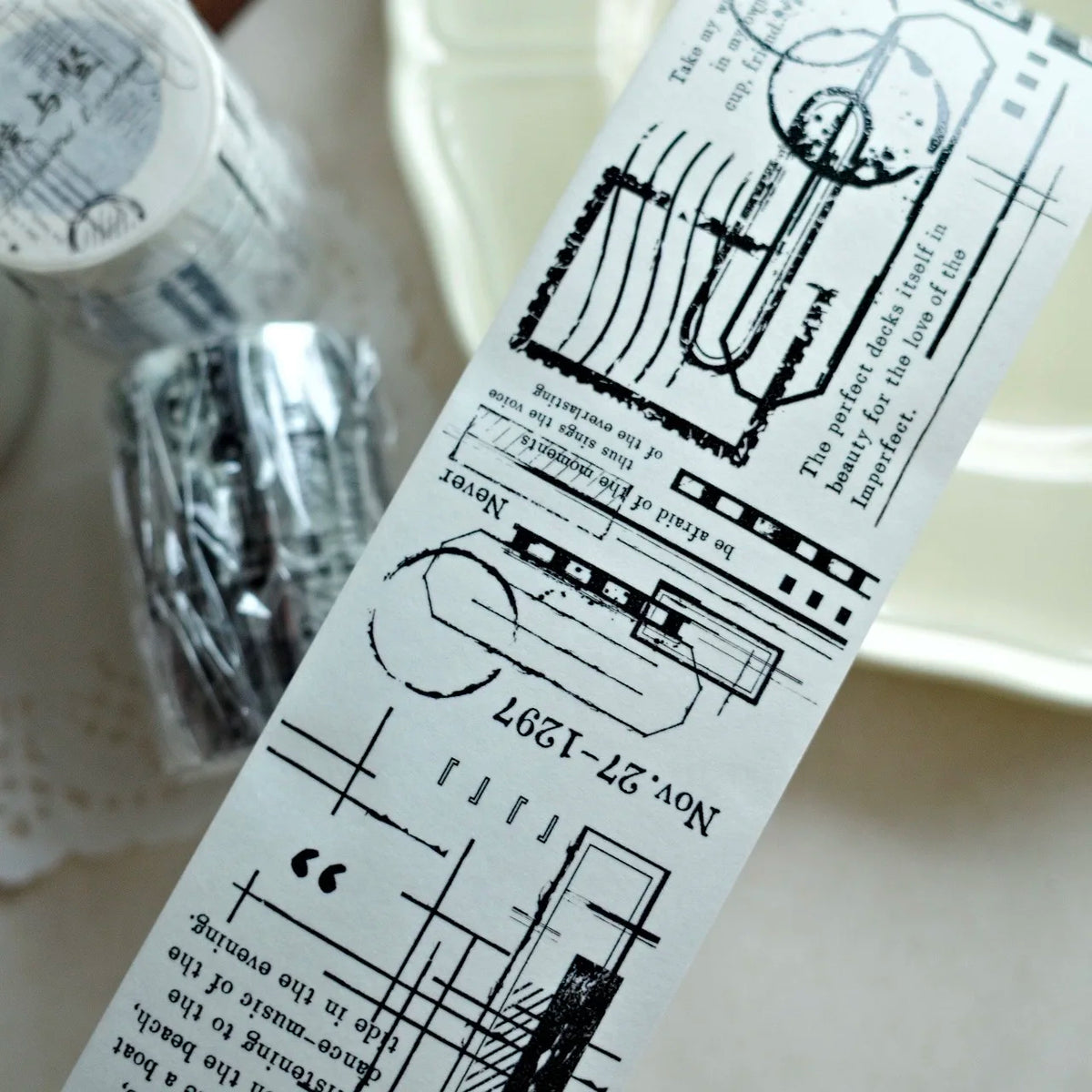 ruban decoratif blanc graphique moderne etiquettes planification scrapbooking washi tape pet set lignes noires
