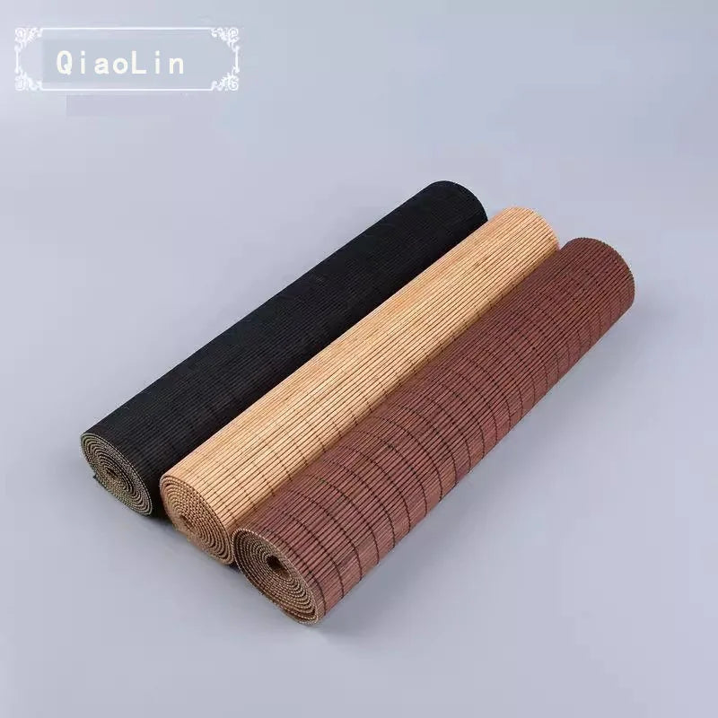 tapis thé noir rayures traditionnel tasses plateau figurine marron fixations