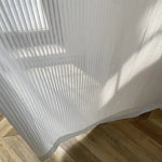 rideau blanc moderne transparent rayures verticales fenêtre salon maison chic
