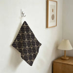 serviette toilette gris motif géométrique moderne crochets salle bain cuisine