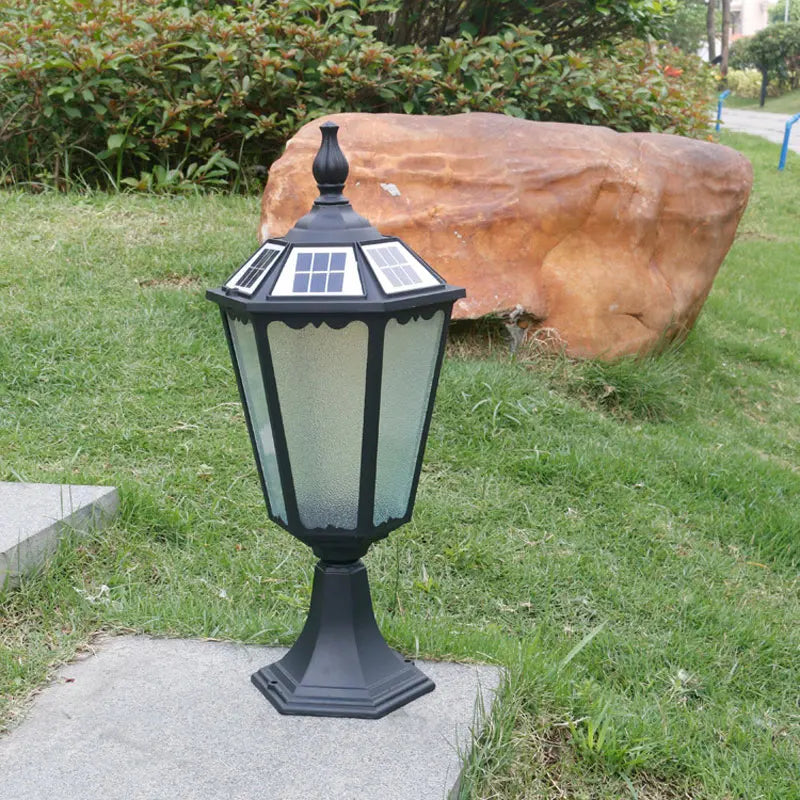 lampe solaire classique transparente motif décoratif noir extérieure autonomie éclairage jardin antique