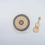 serviettes table multicolores mandala franges blanches ethnique boho chic violon miniature bois