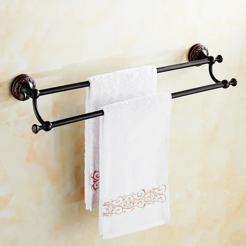 accessoires salle bain bronze noir classique porte serviettes savon papier hygiénique toilettage métal finition