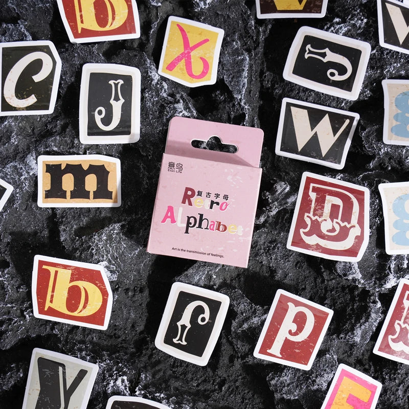 lettres vintage rétro alphabet scrapbooking décoration diy carton papier couleur bouchon liège bougie smartphone
