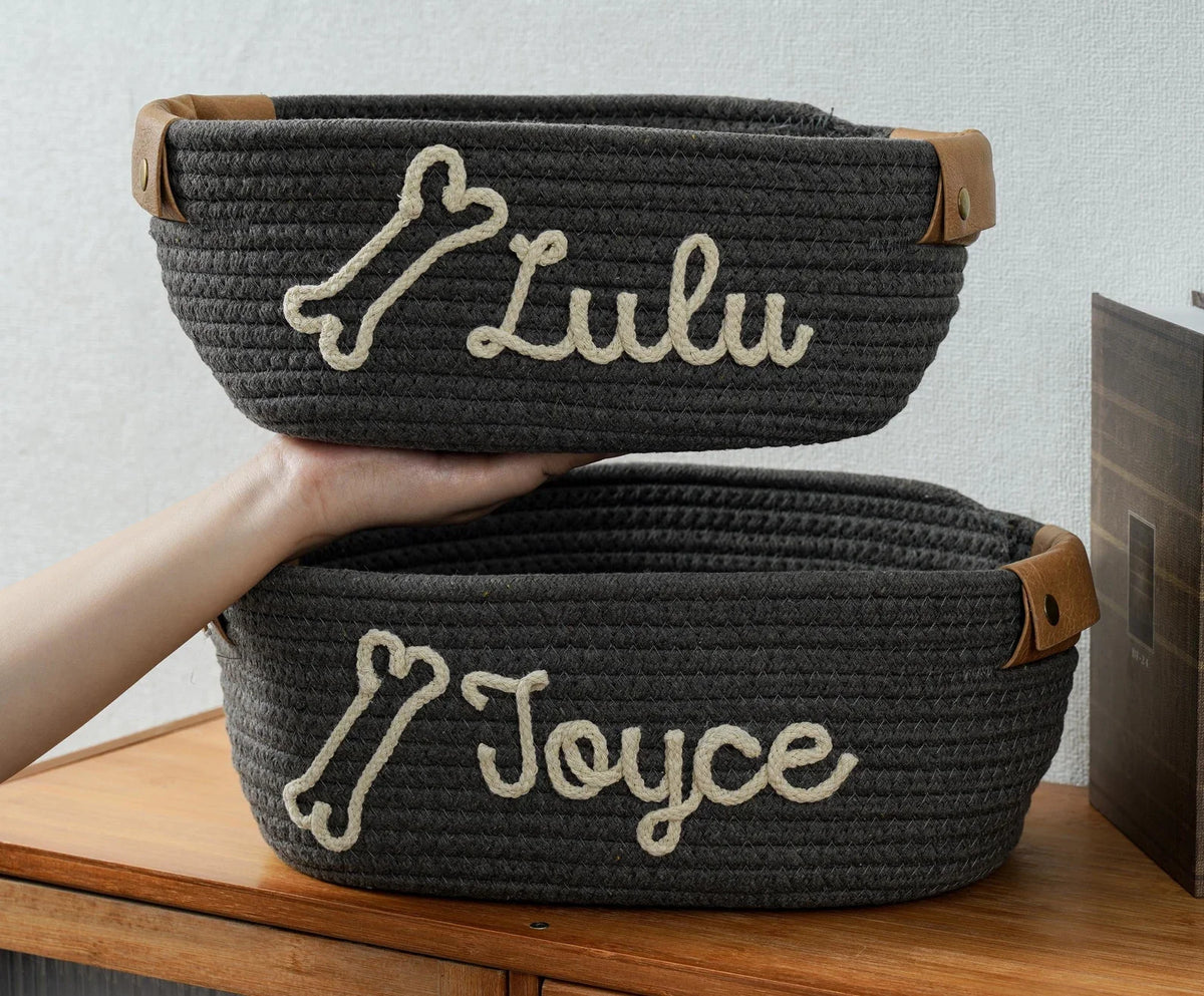 panier moderne confortable peluche coton embroidery couleurs blanc gris rose vert rouge marron poignées
