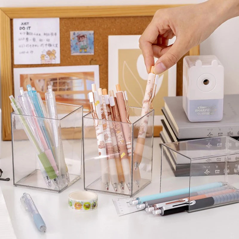 Pot à crayons carré coréen avec stylos et crayons organisés à l'intérieur