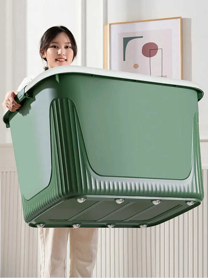 Boîte de rangement plastique rouge avec couvercle et roulettes