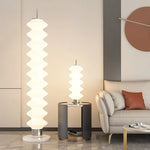 lampe sol moderne blanc base métallique éclairage puissant led directionnelle