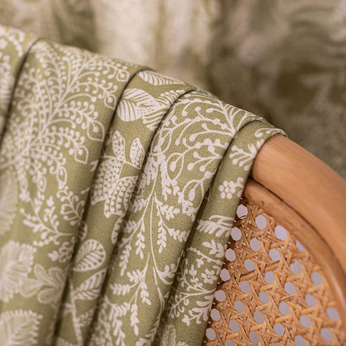 rideau vert olive blanc motif feuilles classique semi transparent anneaux salon