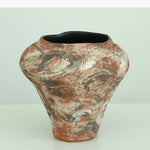vase céramique moderne motif tourbillons beige marron noir texturé tableDecoration floral