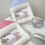 cadre photo rustique gingham couleur blanc rouge bleu jaune tissu texturé décoration murale chambre