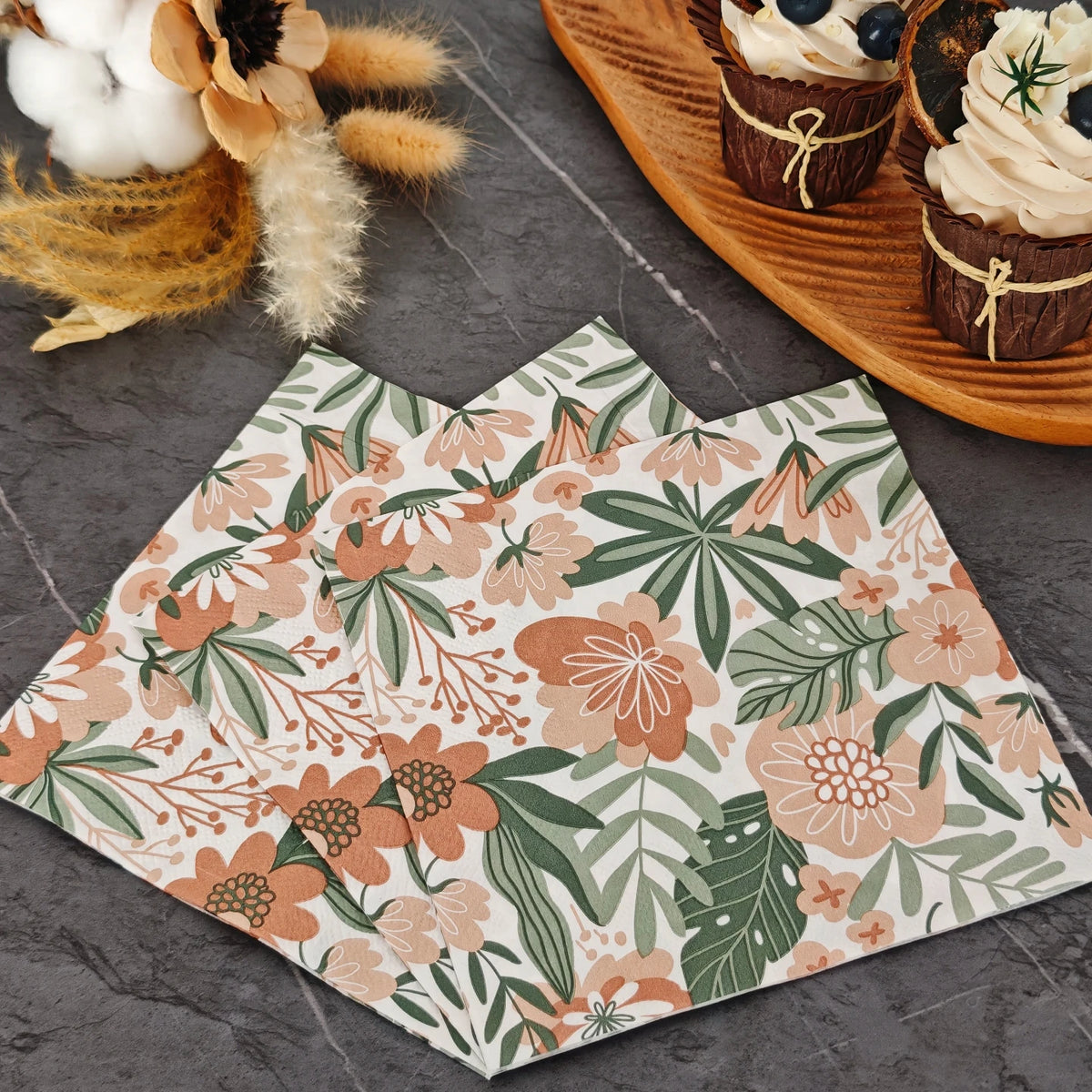 serviettes tissu bohèmes motifs floraux blanc orange rouille vert olive dimensions 33cm 33cm