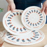 tapis table boho blanc motifs fraises feuilles fleurs colorées 12cm 18cm 24cm 30cm