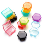 boîtes rangement hexagonnelles modernes transparentes clips colorées bleu noir vert orange violet rouge 42x46mm