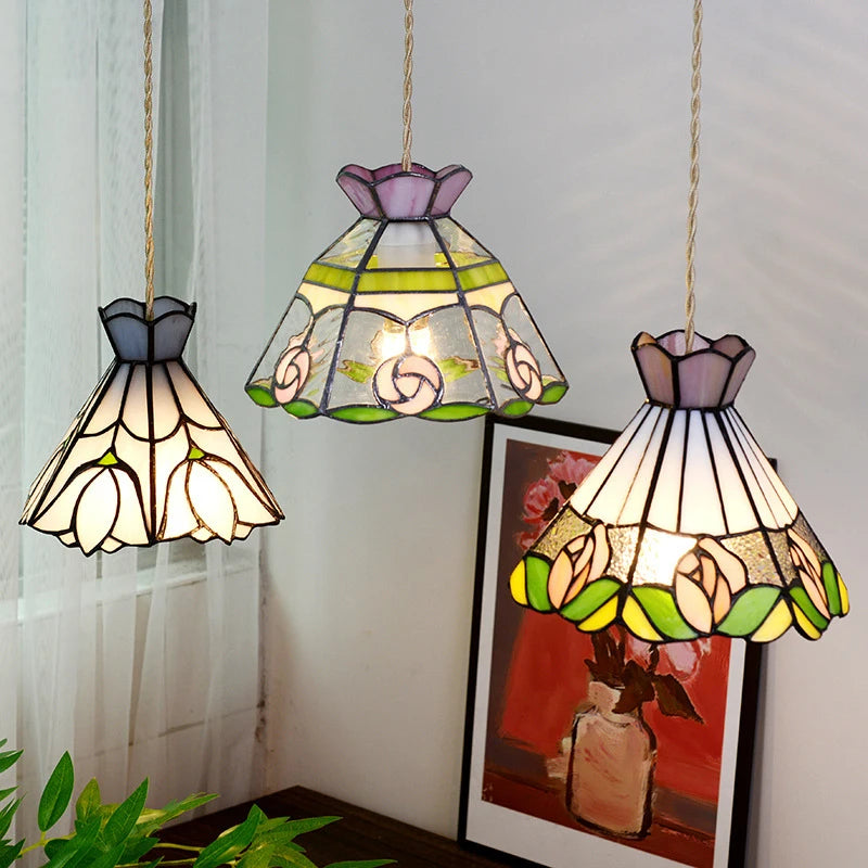 lampe suspendue multicolore art deco fleurs geometriques opacite chaines echangement e27 2492000lm