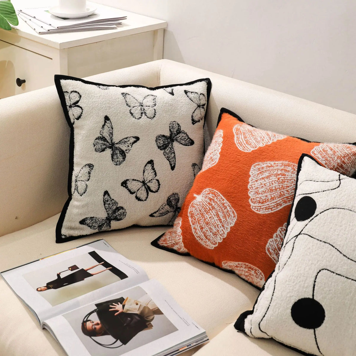housse coussin moderne nordique motif papillons blanc noir polyester 45x45cm decoration salon