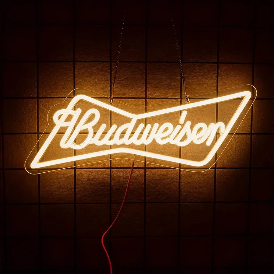 enseigne lumineuse néon logo budweiser grenouille couleur rouge bleu jaune vert fixations câble usb