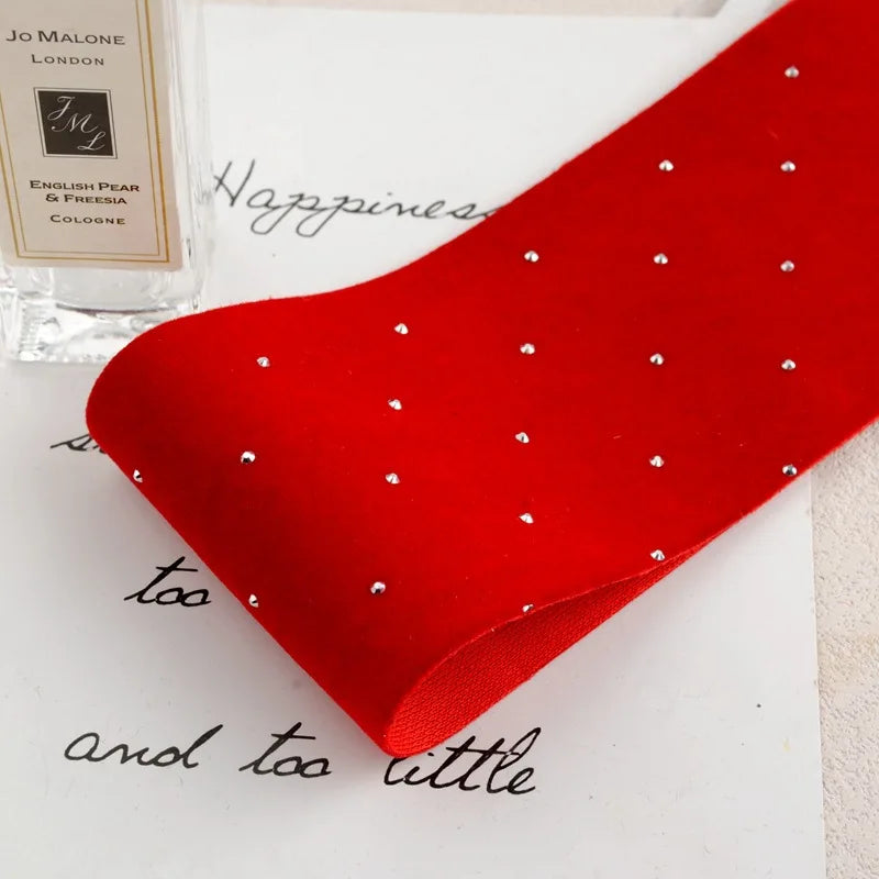 ruban velours rouge petits points blancs 100 polyester largeur 6cm 20mètres