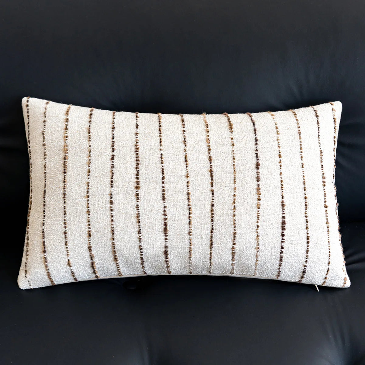 housse coussin polyester géométrique moderne beige blanc decoration intérieure canapé chaise voiture