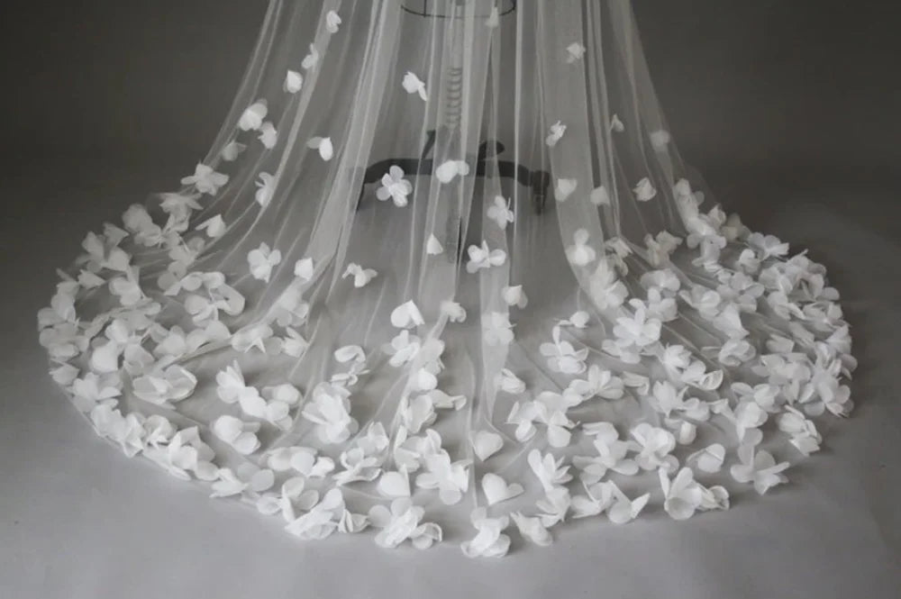 voile mariée blanc fleurs blanches classique translucide sans ourlet fixe invisible erotique