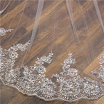 voile mariée classique broderie florale dentelle translucide blanc crème bordure élégante paillettes monocouche