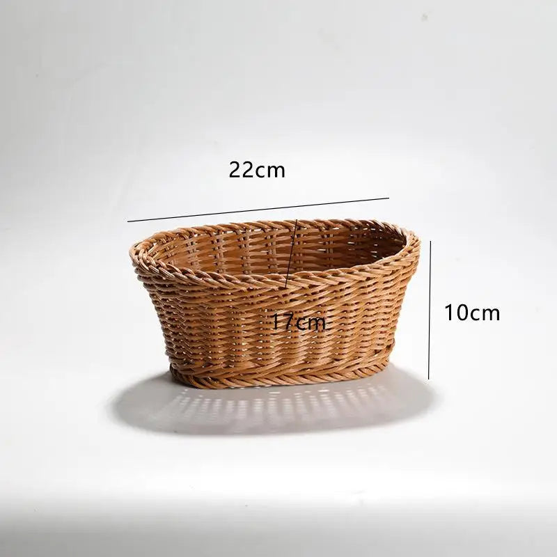 panier osier marron clair tissage traditionnel rustique poignées métalliques fruits légumes maison restaurant