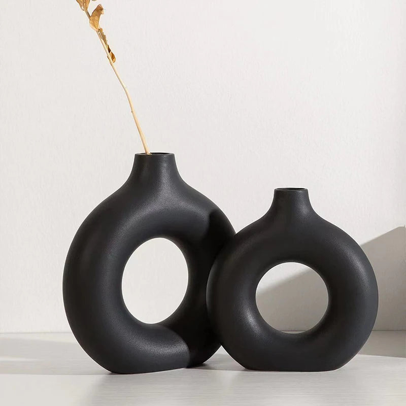 vases decoratifs blancs noirs modernes minimalistes rond simples