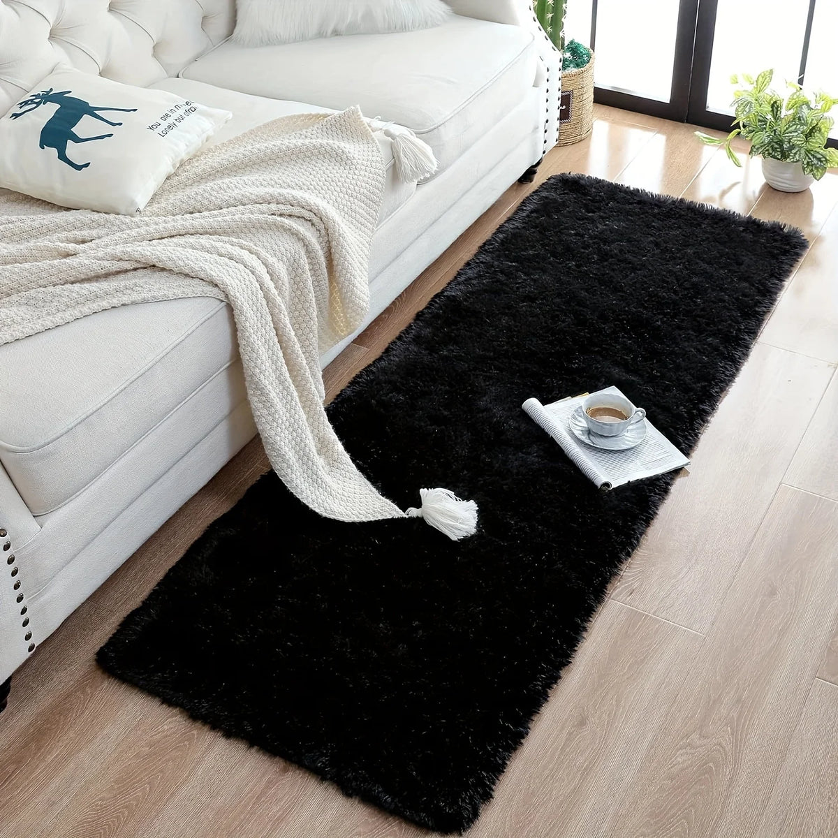 tapis noir gris beige marron peluche épaisse imperméable résistant intérieur extérieur moderne