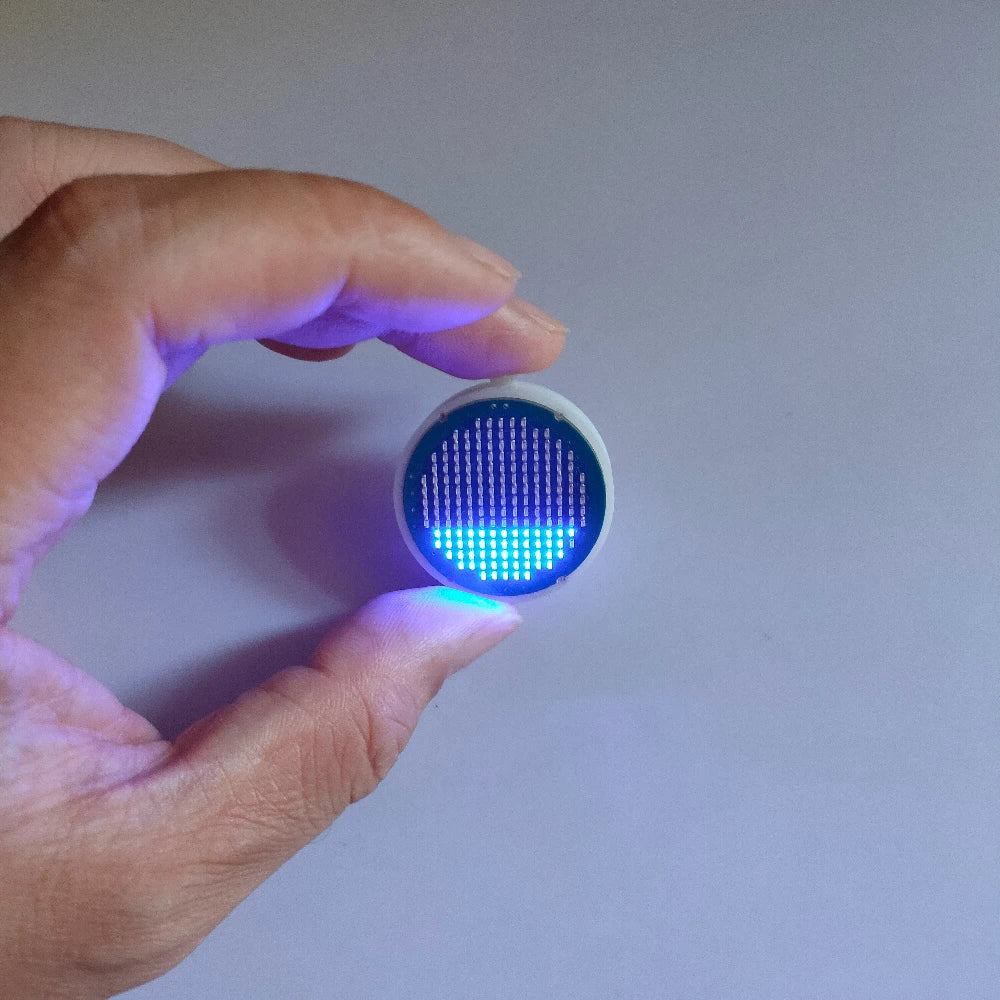 collier lumineux led blanc noir matrice technologique rechargeable sans fil